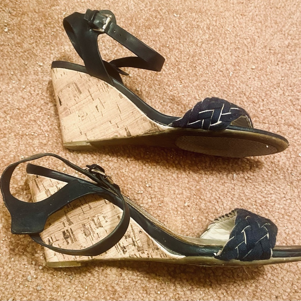 Tommy Hilfiger Cork Sandals Leather Navy like new! Beautiful.